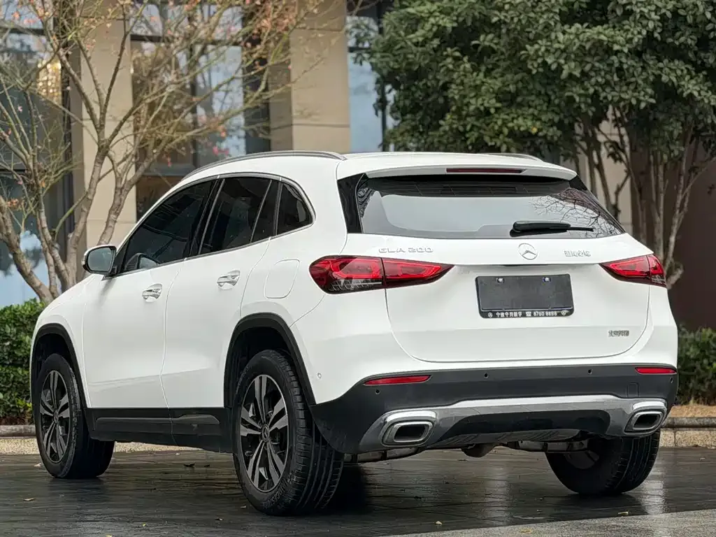 Mercedes-Benz GLA — фото 7
