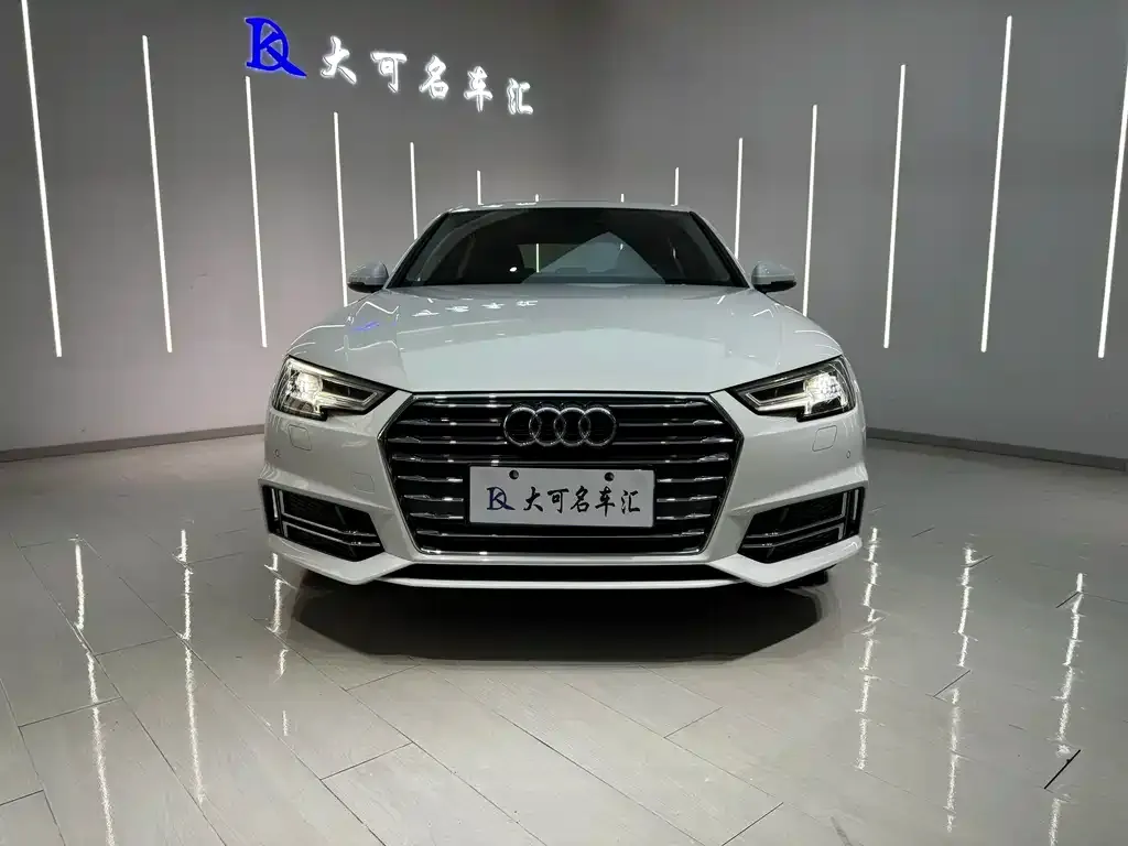 Audi A4L — фото 5