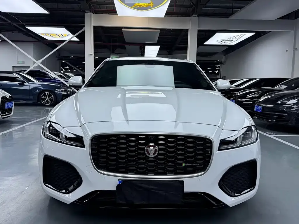 Jaguar XFL 2023 из CN, фото 6