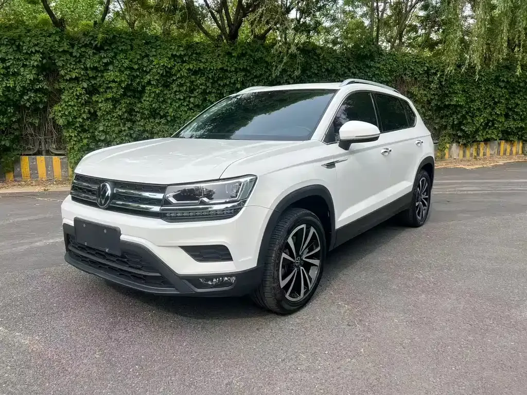 Volkswagen Tharu — фото 1