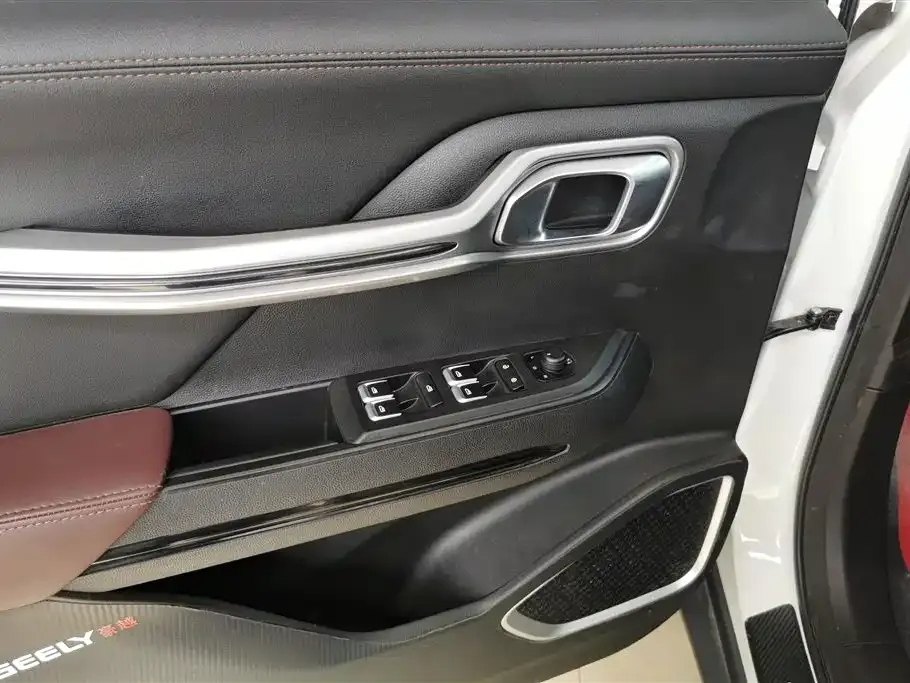 Geely Haoyue 2022 из CN, фото 7