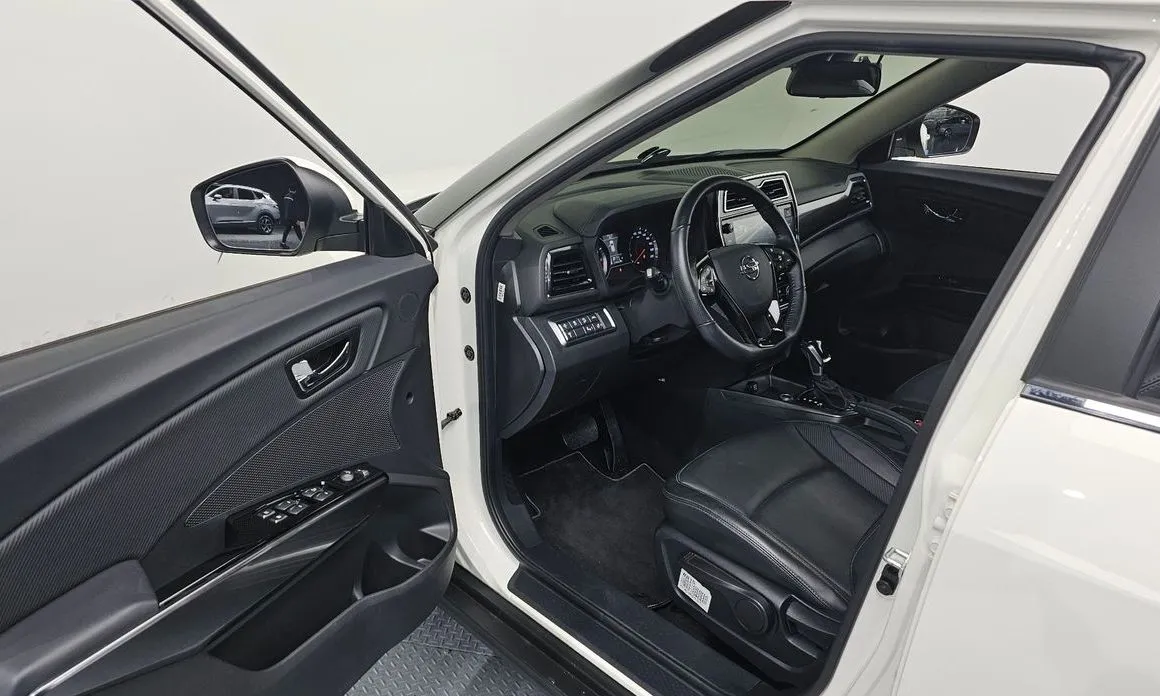 KG Mobility (Ssangyong) TIBOLI 2022 из KR, фото 6