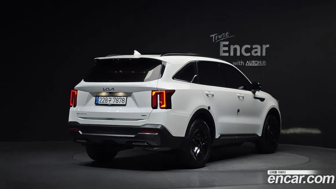 Kia Sorento — фото 5