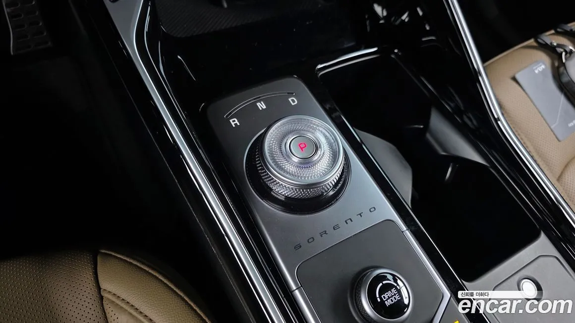 Kia Sorento — фото 9