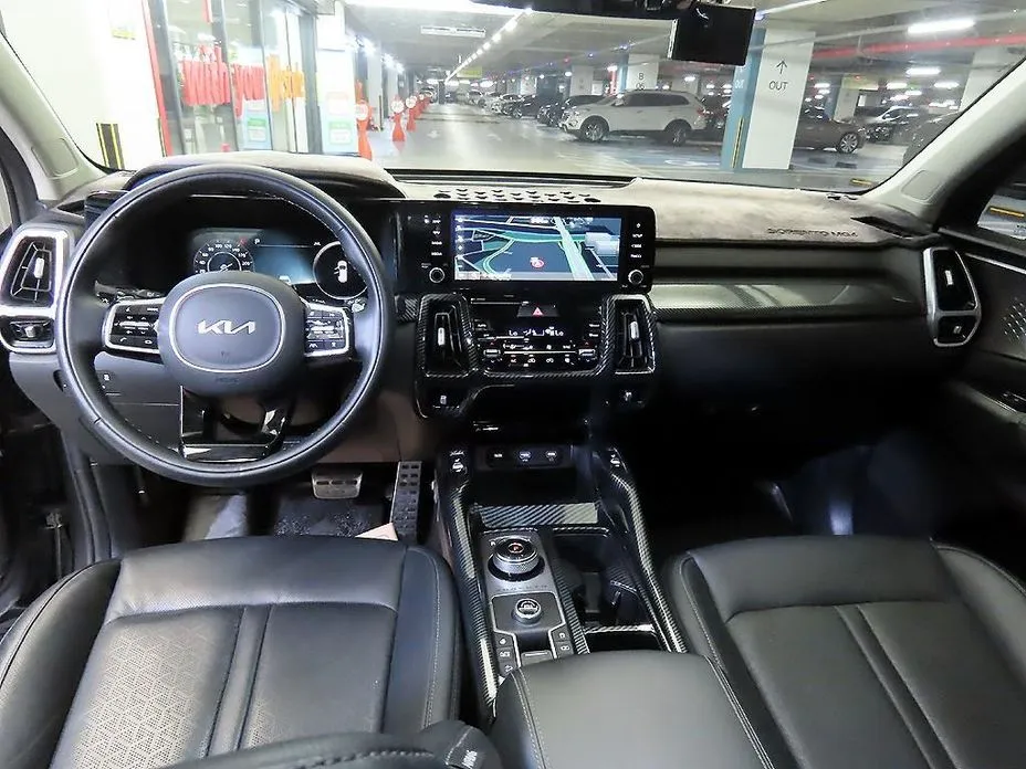 Kia Sorento — фото 8