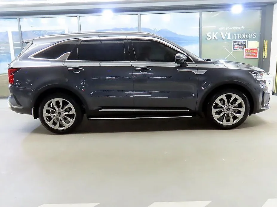 Kia Sorento — фото 9
