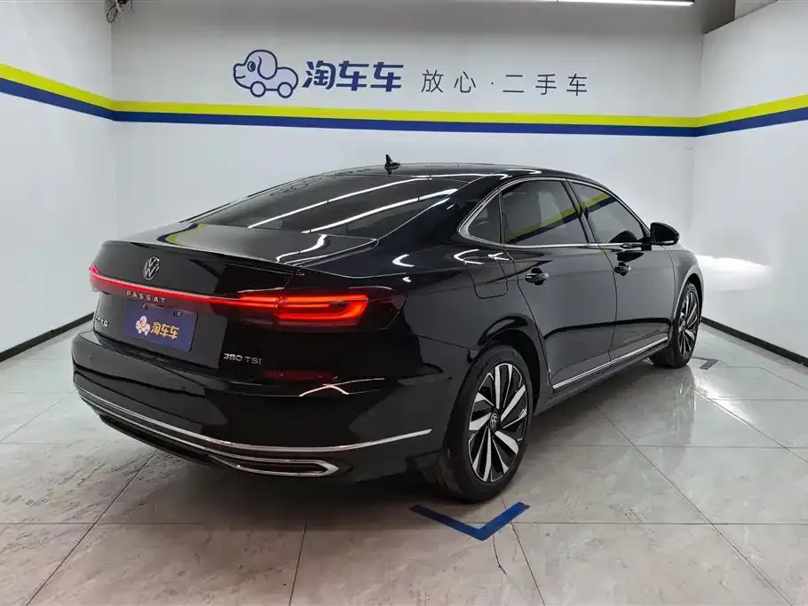 Volkswagen Passat — фото 4