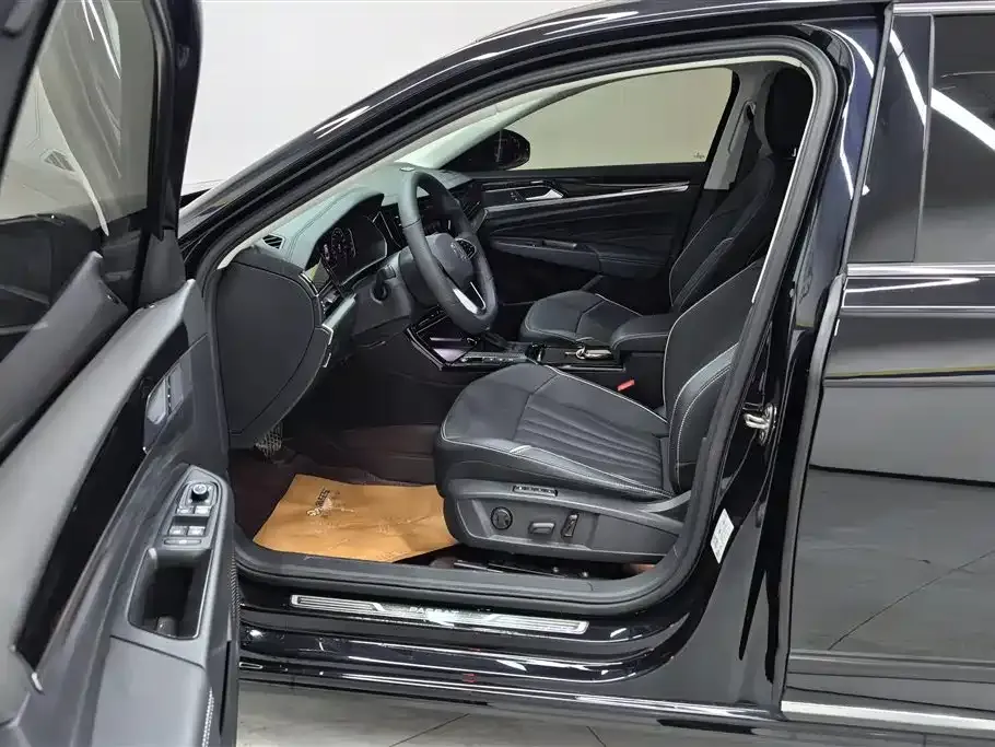 Volkswagen Passat — фото 10