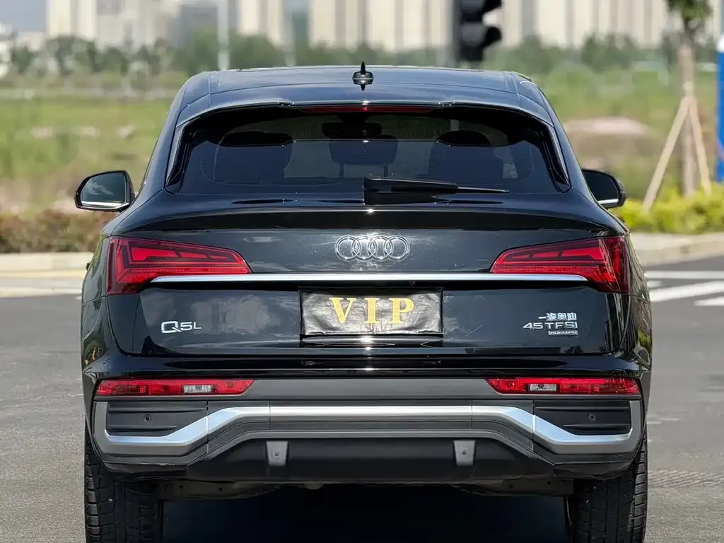 Audi Q5L Sportback 2021 из CN, фото 6