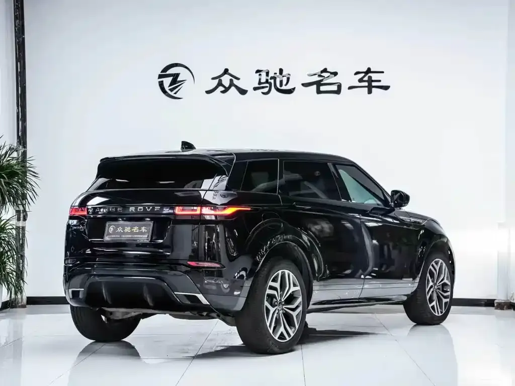Land Rover Evoque — фото 7