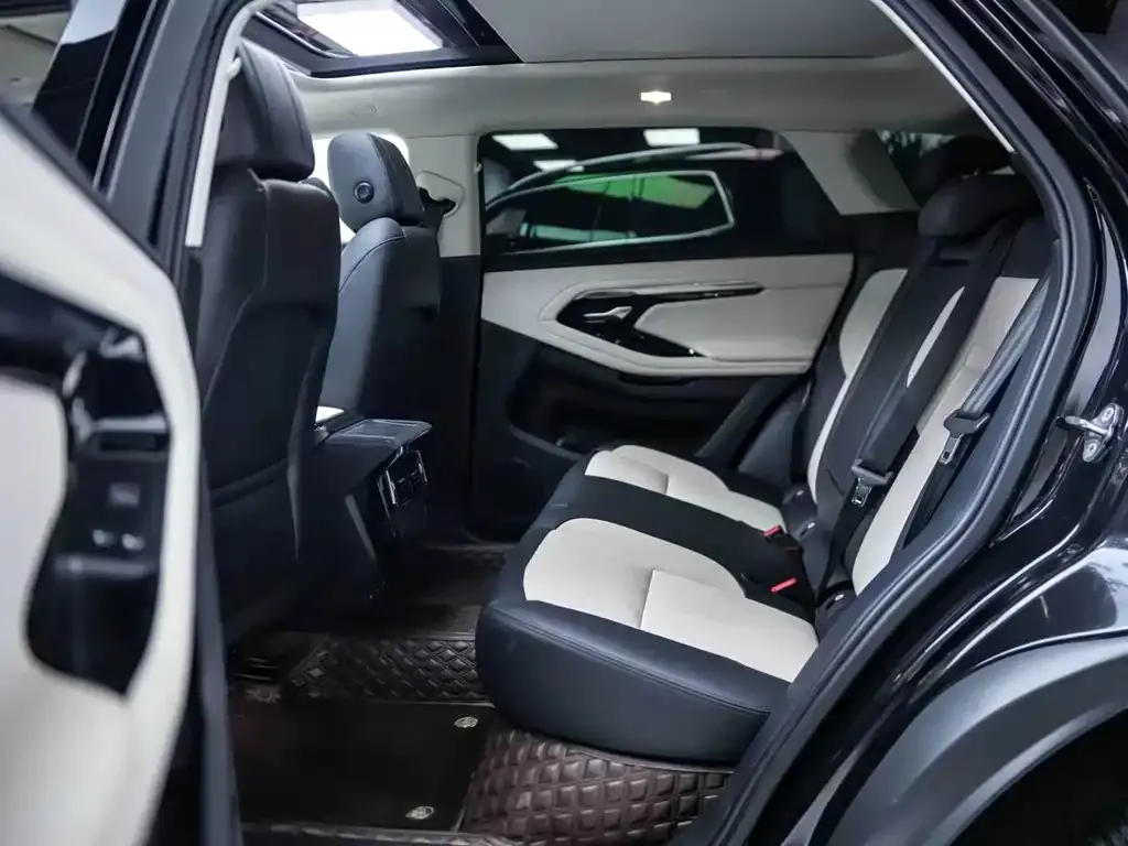 Land Rover Evoque — фото 8