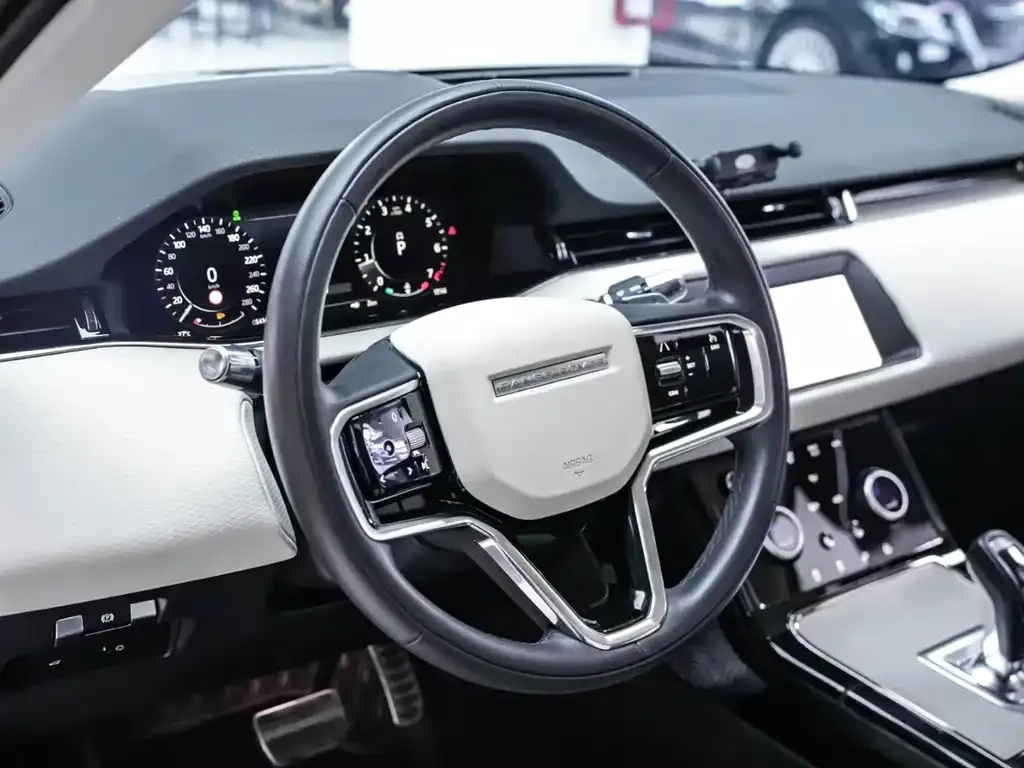 Land Rover Evoque — фото 6