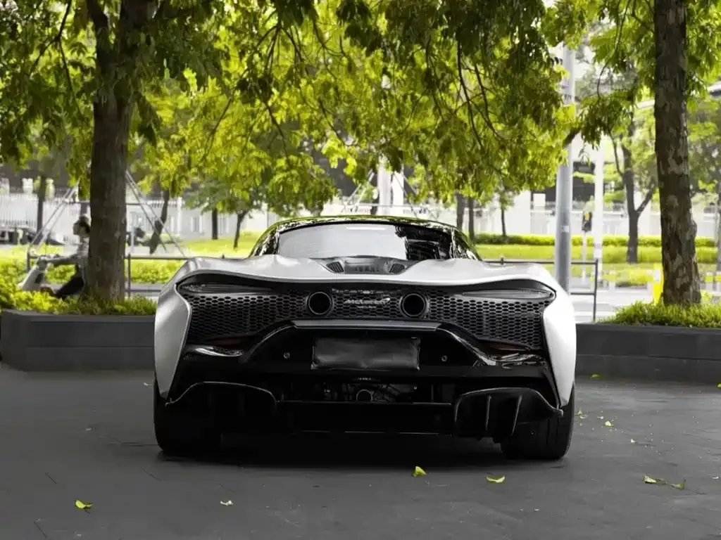 McLaren Artura 2024 из CN, фото 4