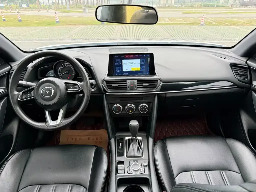 Mazda CX-4 2022 из CN, фото 2