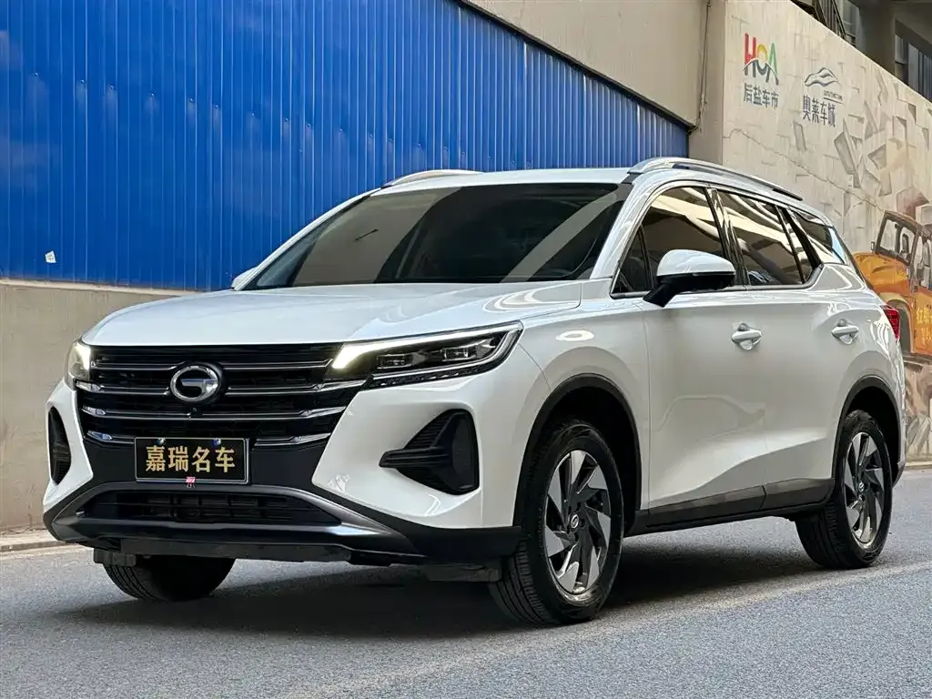 GAC Motor Trumpchi GS4