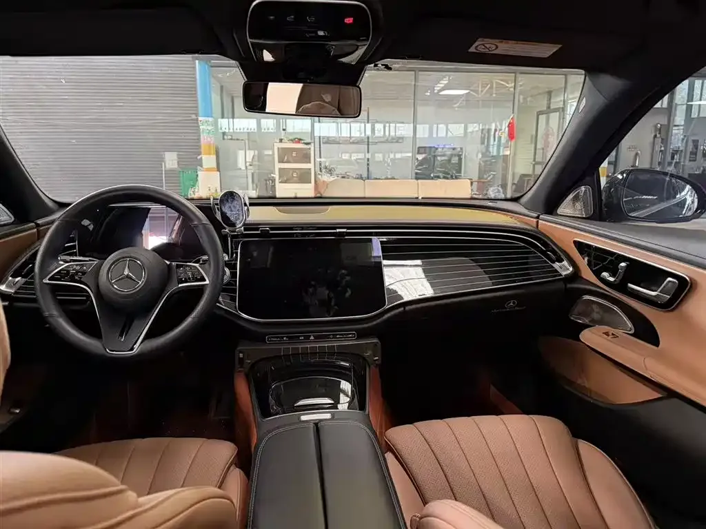 Mercedes-Benz E-Class — фото 5