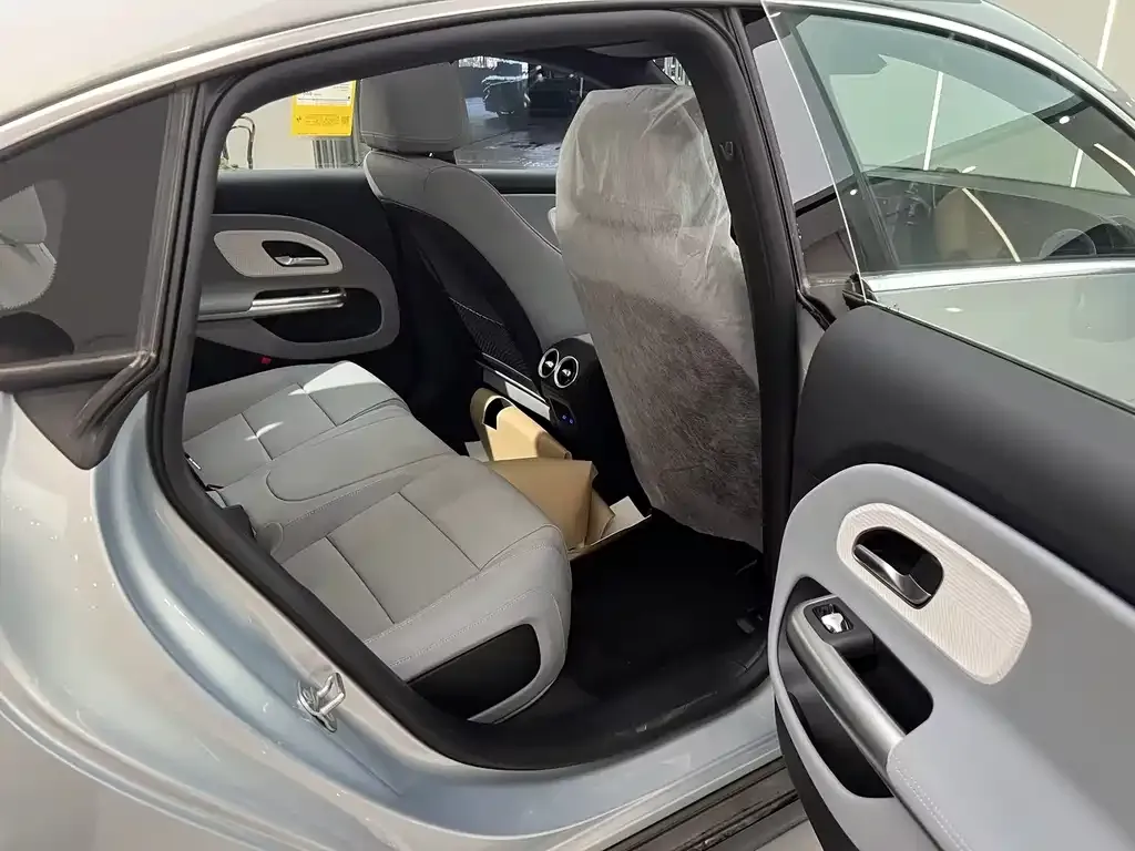 Mercedes-Benz CLA PHEV 2025 из CN, фото 7