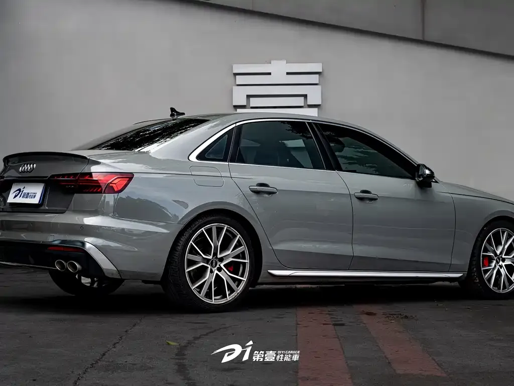 Audi S4 — фото 4