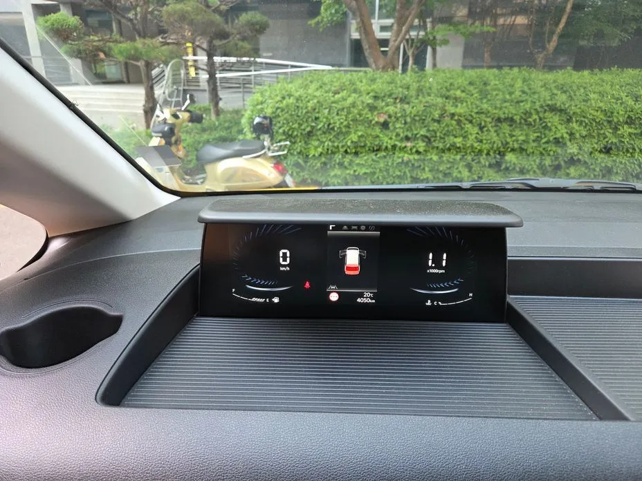 Hyundai Staria 2025 из KR, фото 6