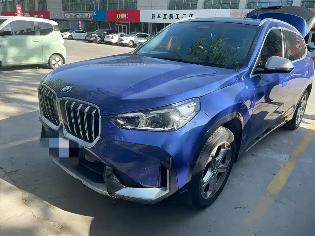 BMW X1 — фото 1