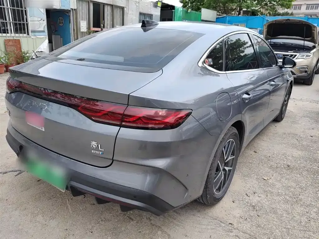 BYD Qin L — фото 10