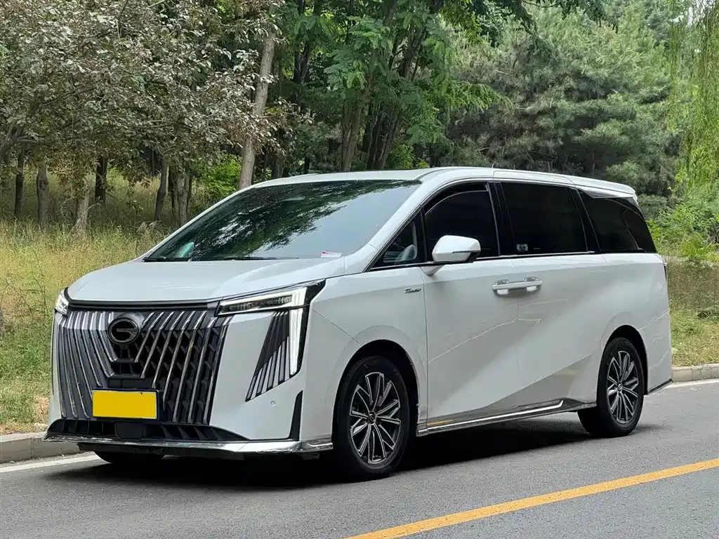 GAC Motor Trumpchi M8 — фото 1