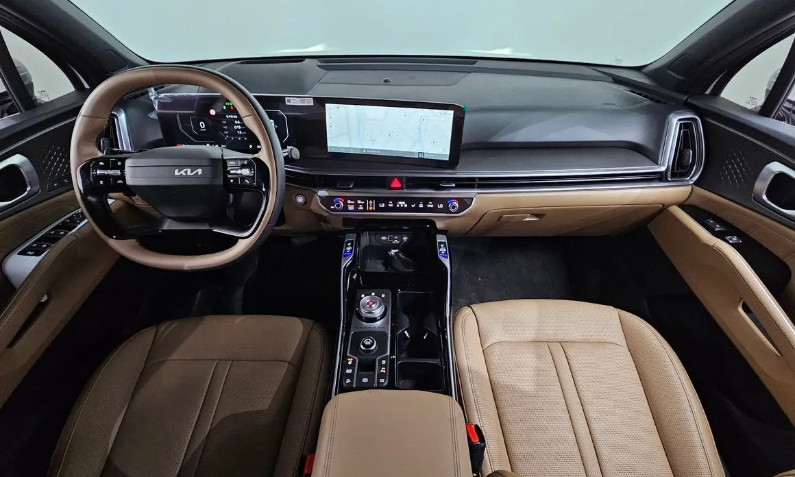 Kia Sorento — фото 8