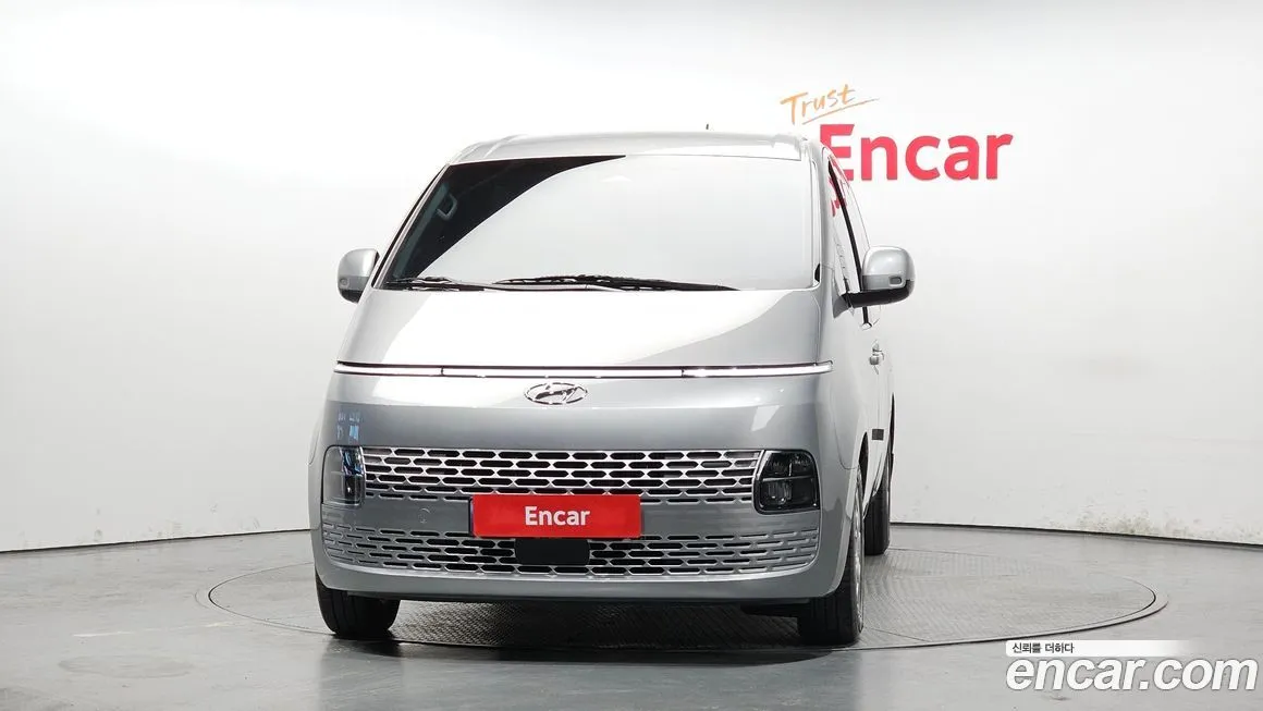 Hyundai Staria 2023 из KR, фото 3