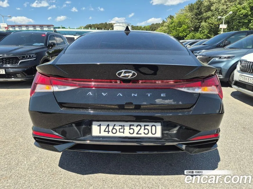Hyundai AVANTE — фото 5