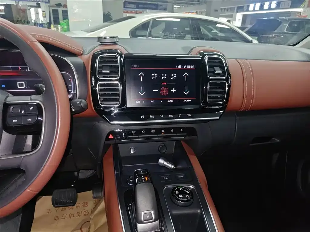 Citroen C5 AIRCROSS 2021 из CN, фото 8