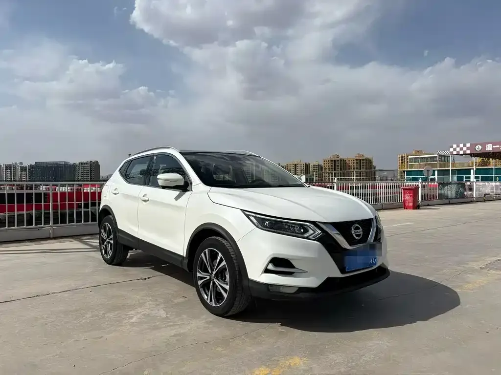 Nissan Qashqai — фото 6