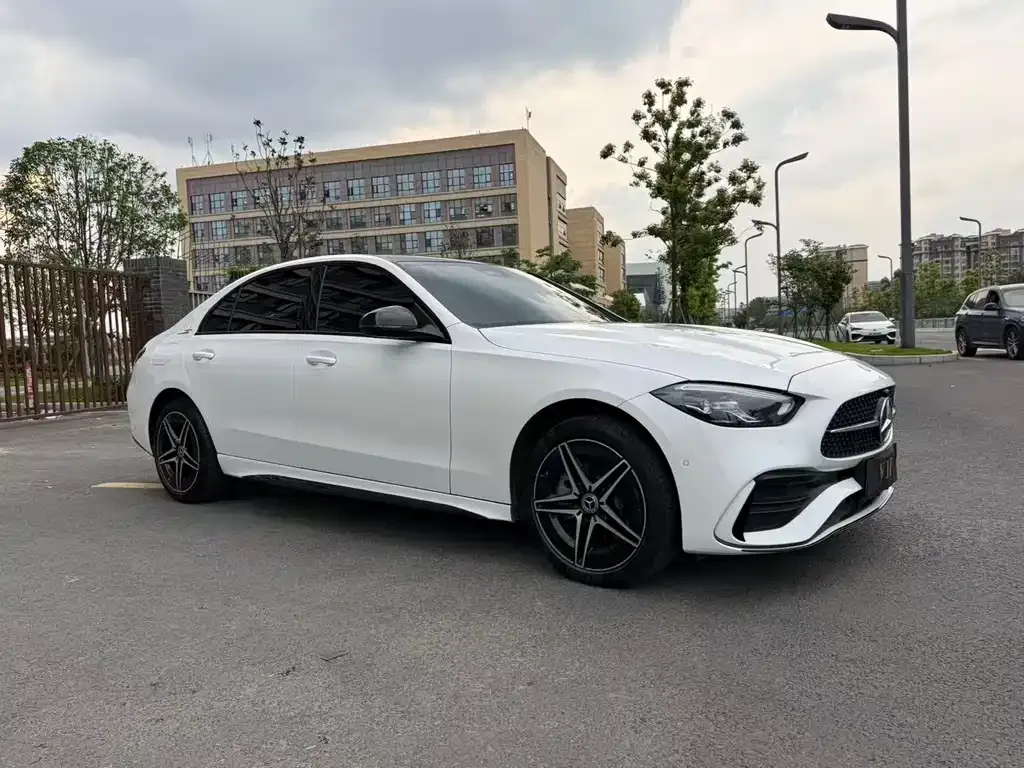 Mercedes-Benz C-Class — фото 10