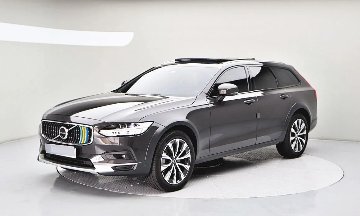 Volvo V90