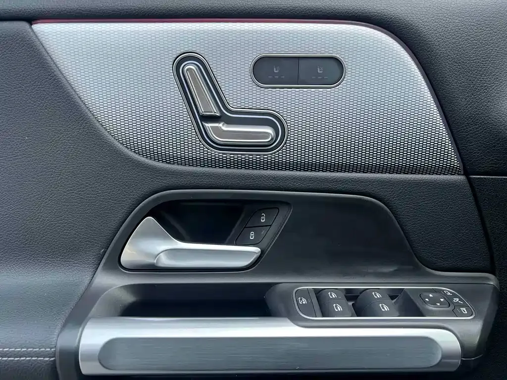 Mercedes-Benz GLB 2022 из CN, фото 6