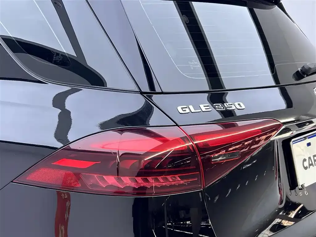 Mercedes-Benz GLE — фото 10