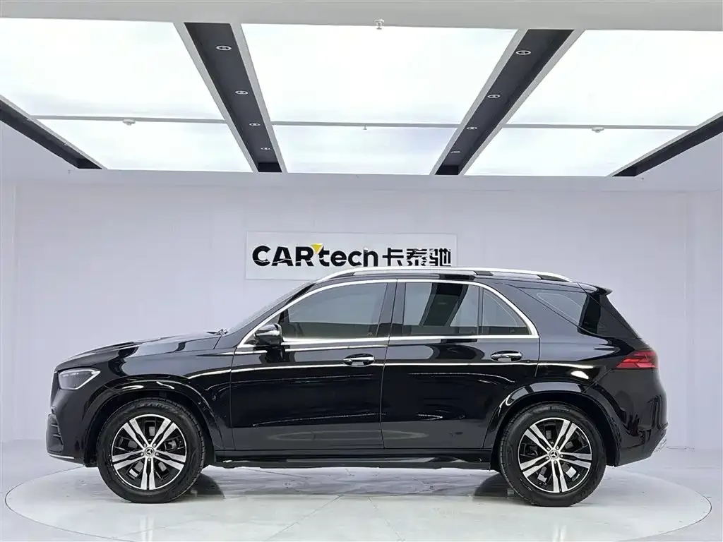 Mercedes-Benz GLE — фото 7