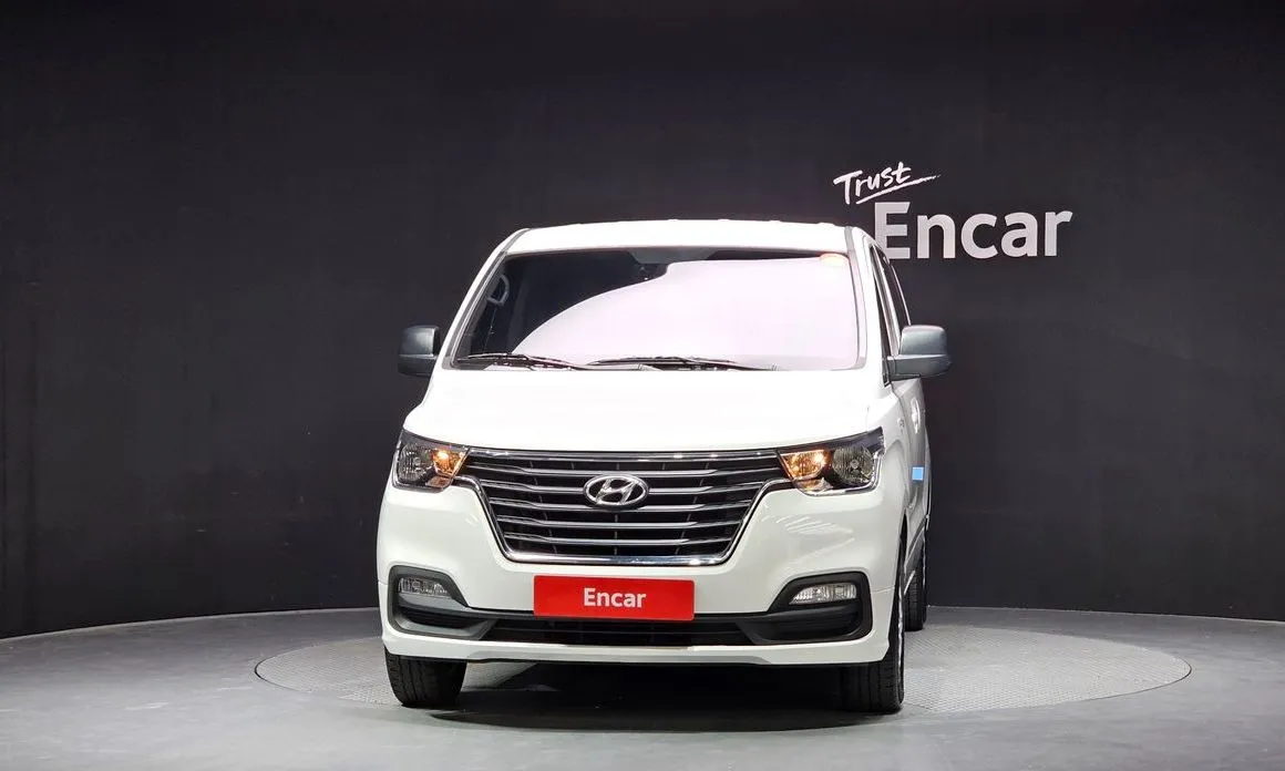 Hyundai Starex — фото 7