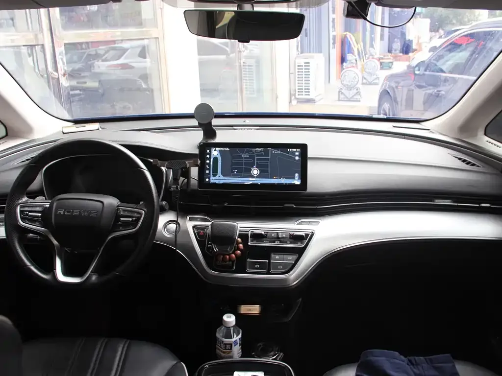 Roewe iMAX8 2022 из CN, фото 4