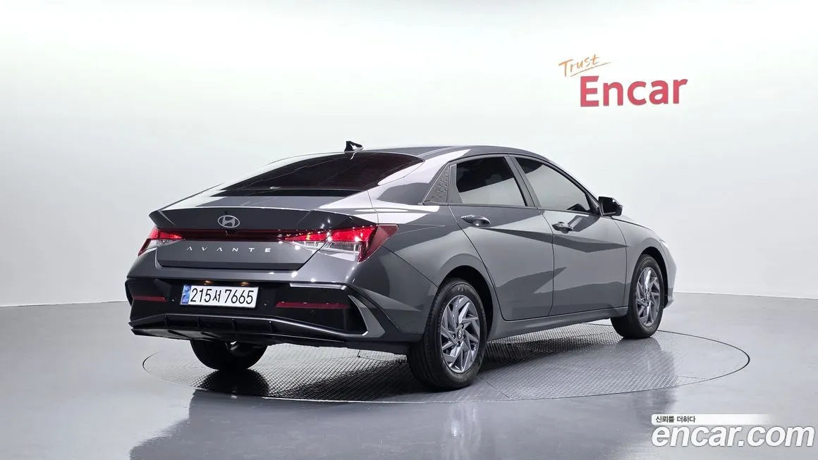 Hyundai AVANTE — фото 4