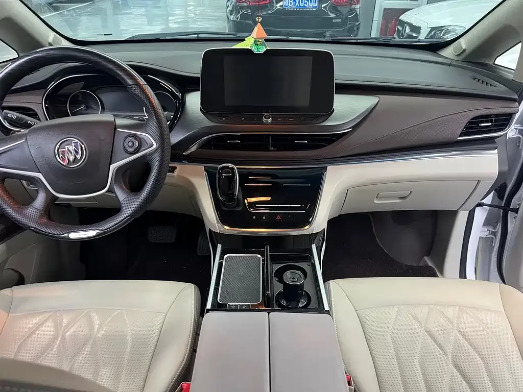 Buick GL8 2021 из CN, фото 8