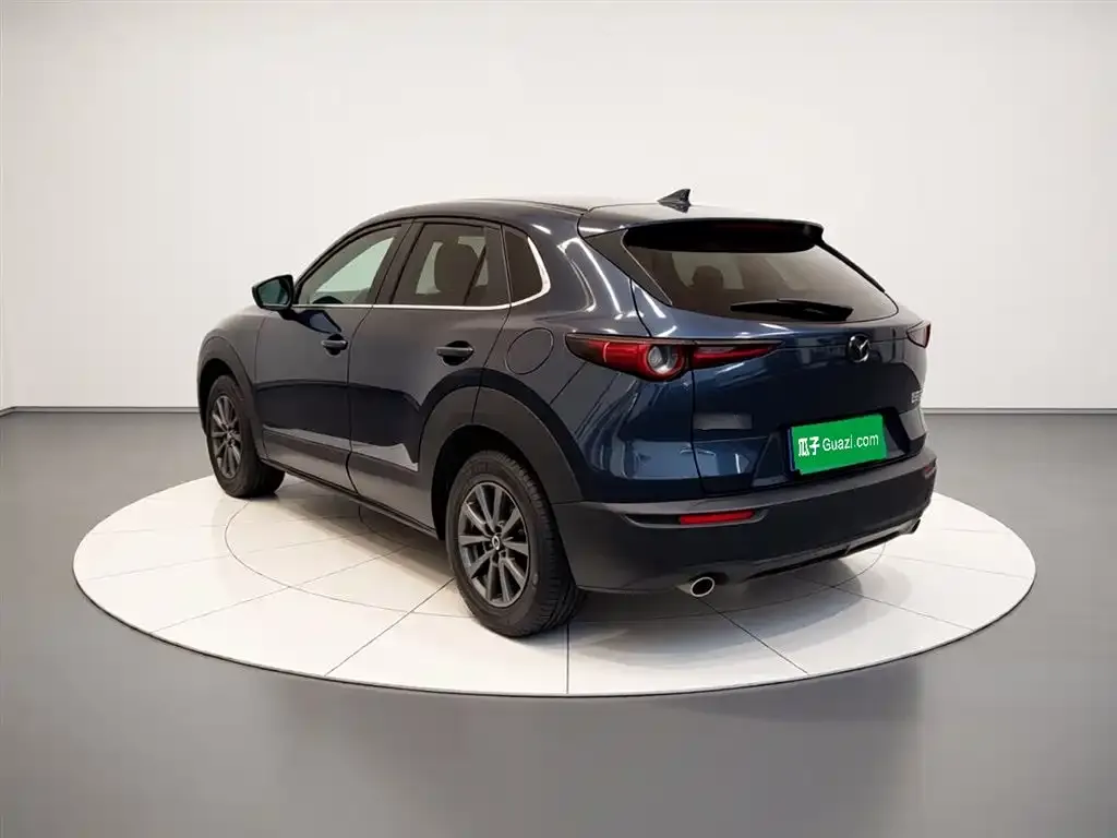 Mazda CX-30 2023 из CN, фото 9