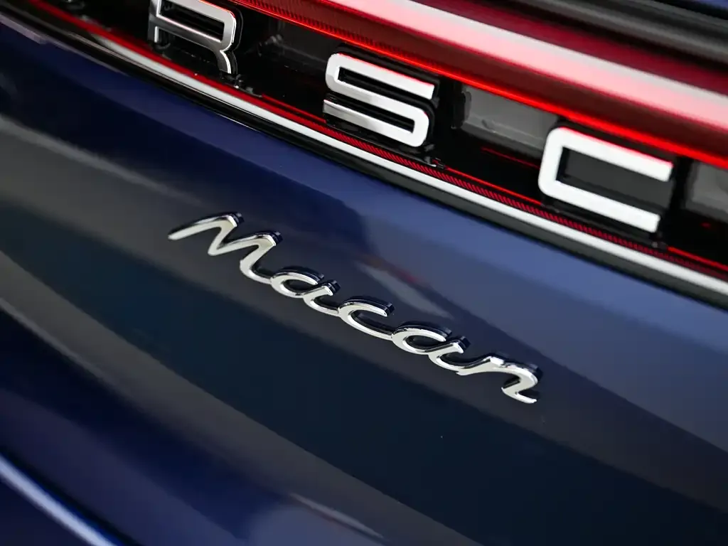 Porsche Macan — фото 9