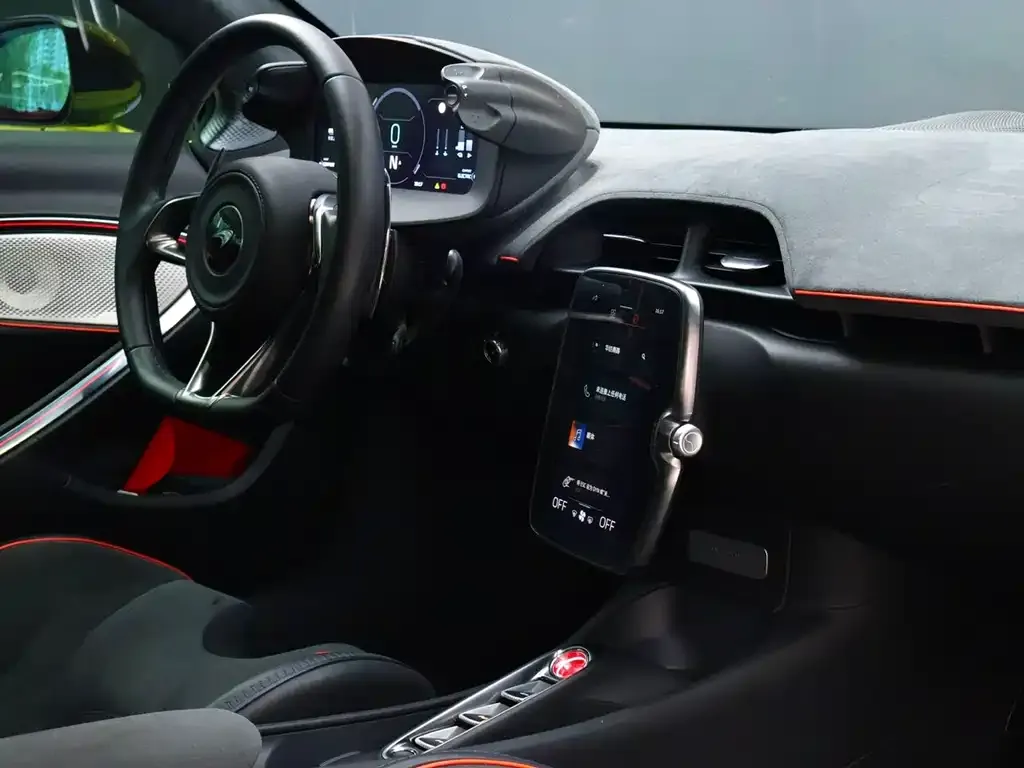 McLaren Artura 2023 из CN, фото 4