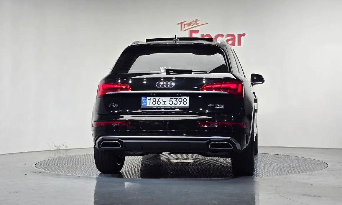 Audi Q5 — фото 4