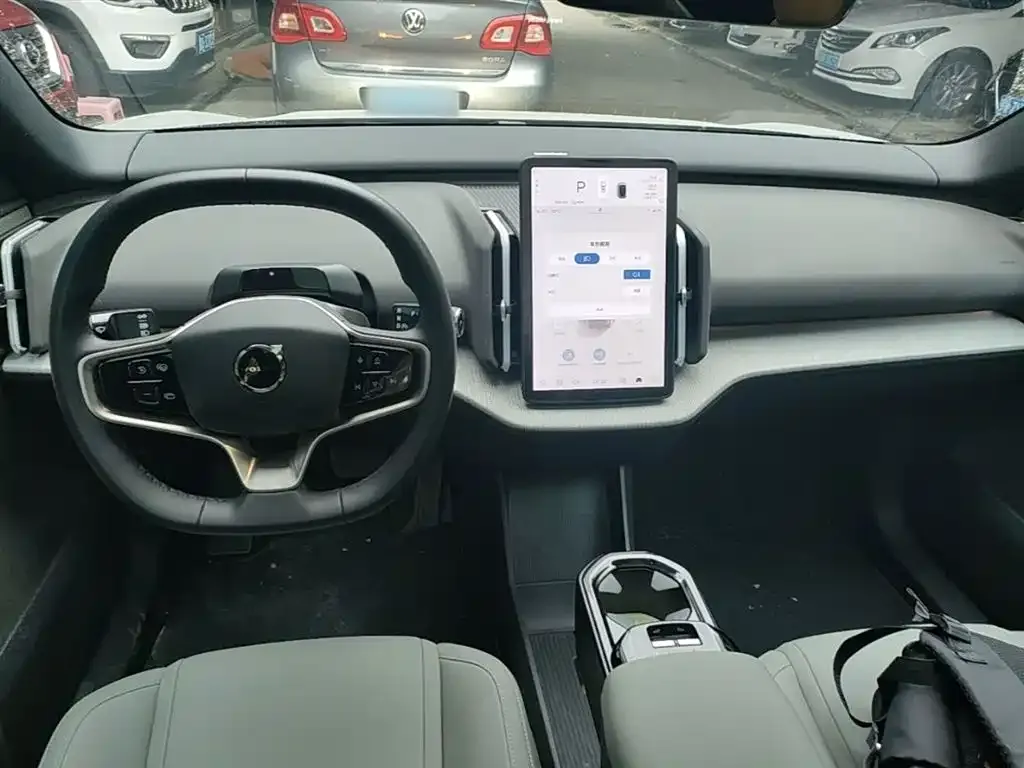 Volvo EX30 2024 из CN, фото 4