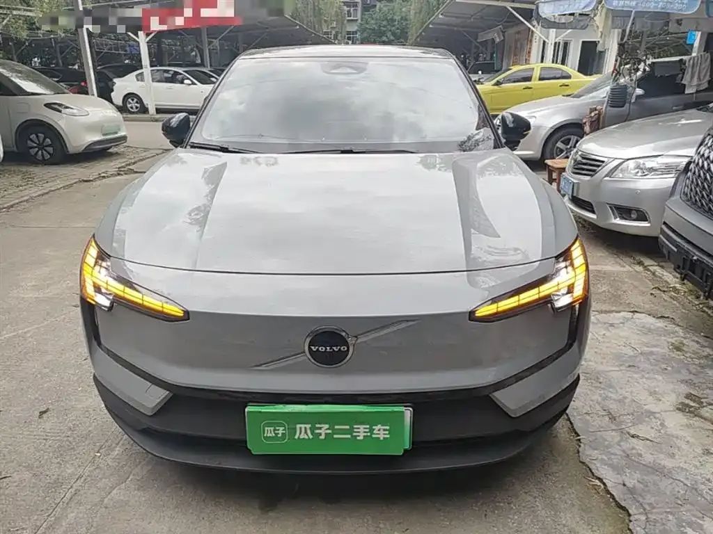 Volvo EX30 2024 из CN, фото 3