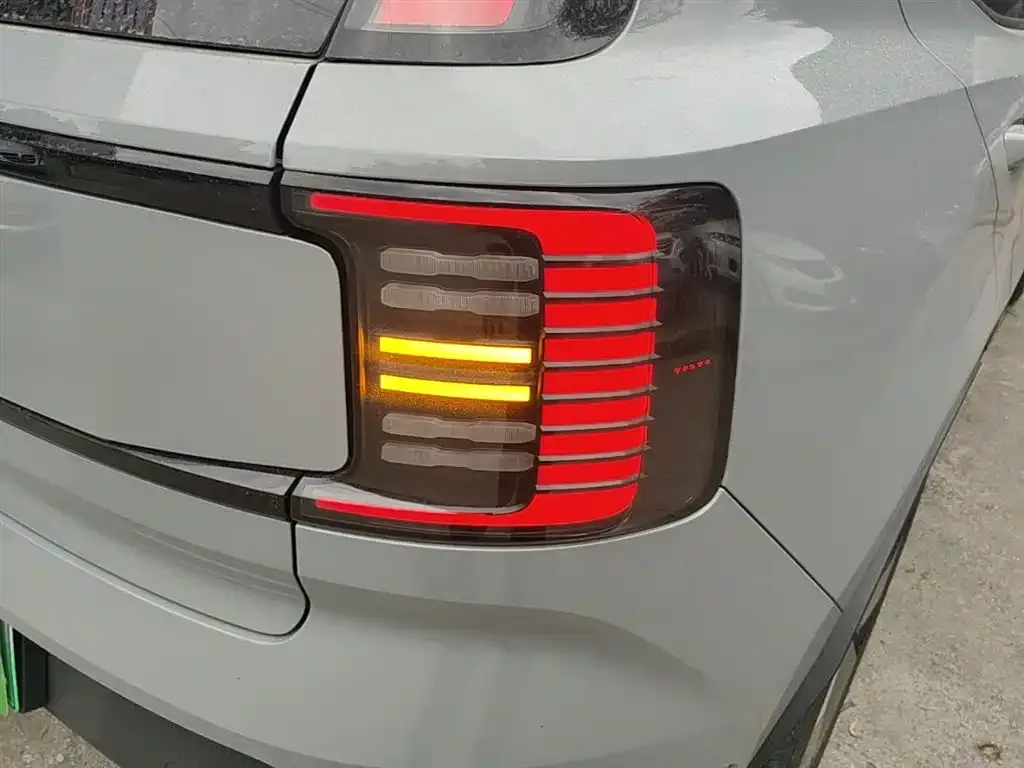 Volvo EX30 2024 из CN, фото 7
