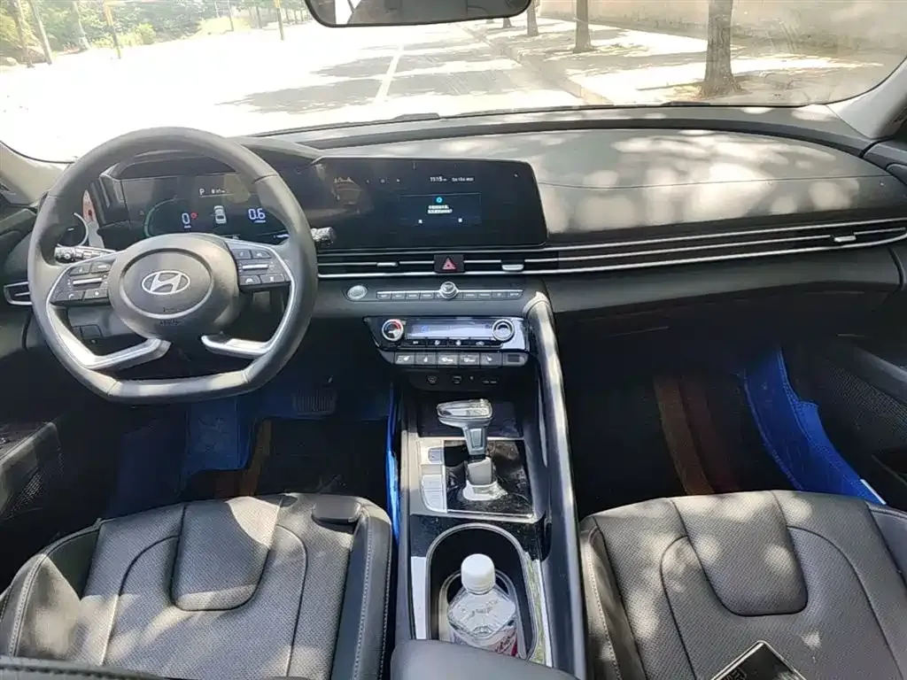 Hyundai Elantra 2025 из CN, фото 3