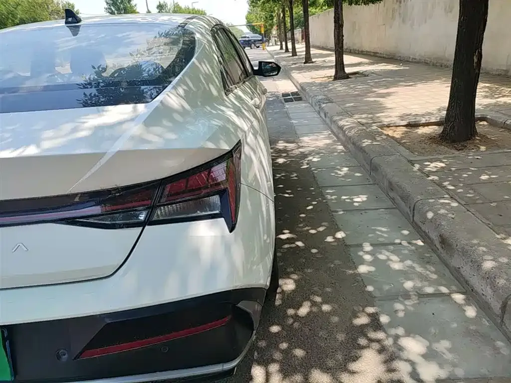 Hyundai Elantra 2025 из CN, фото 4