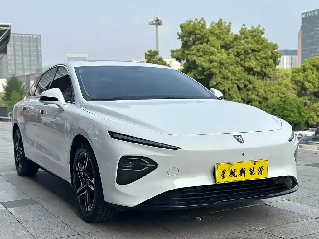 Roewe D7 — фото 5